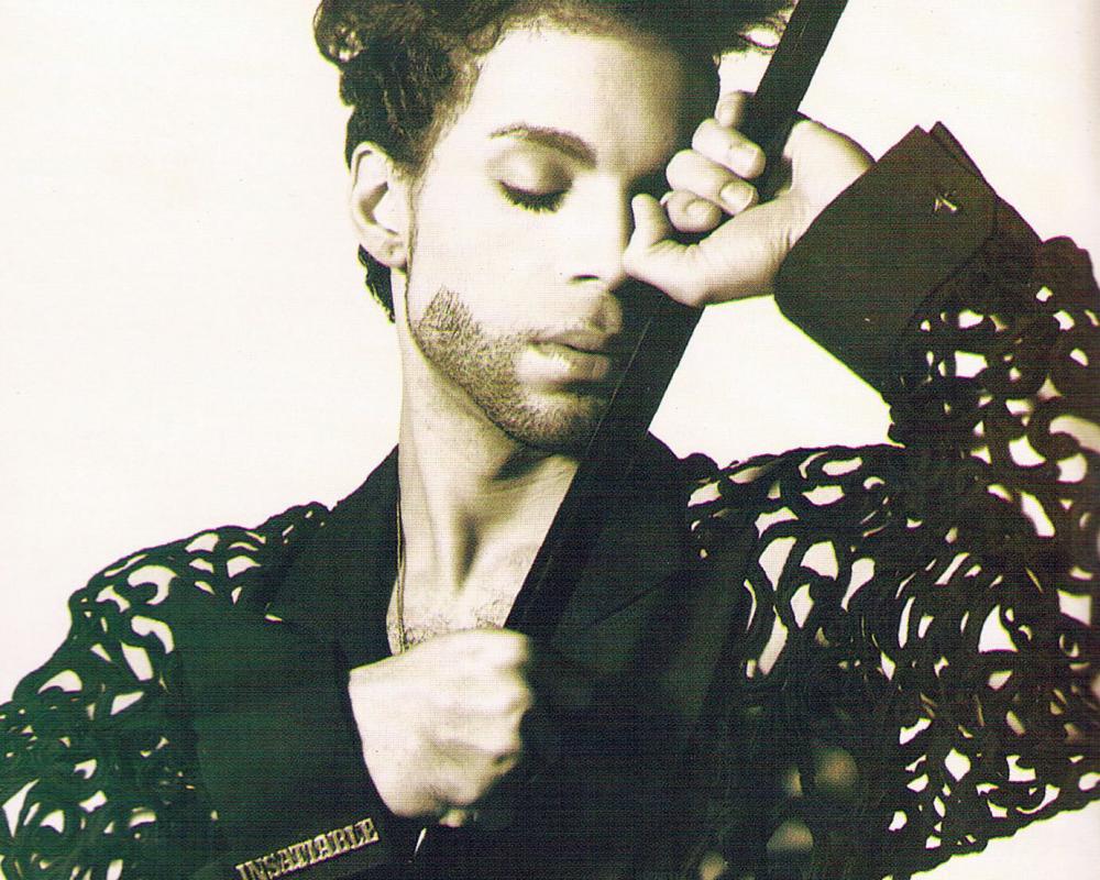 prince1.thumb.jpg.9adf004ffc735aeb7fda68